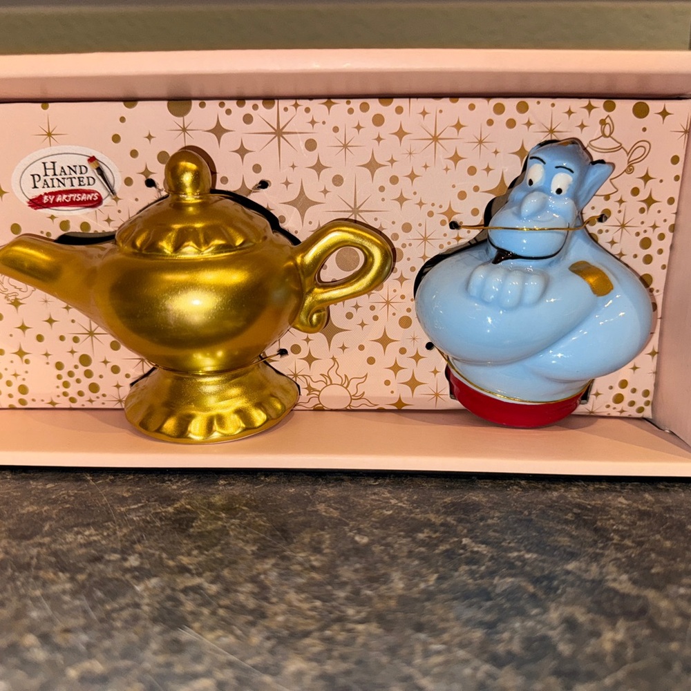 Gold and Blue Genie Lamp Kitchen Decor